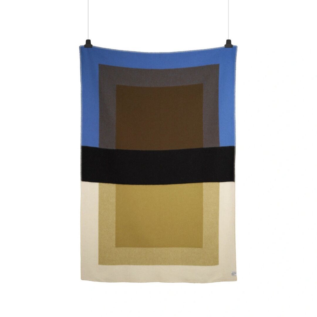 Røros Tweed Lammwolldecke Bento 135 x 200 cm von Røros Tweed Olive