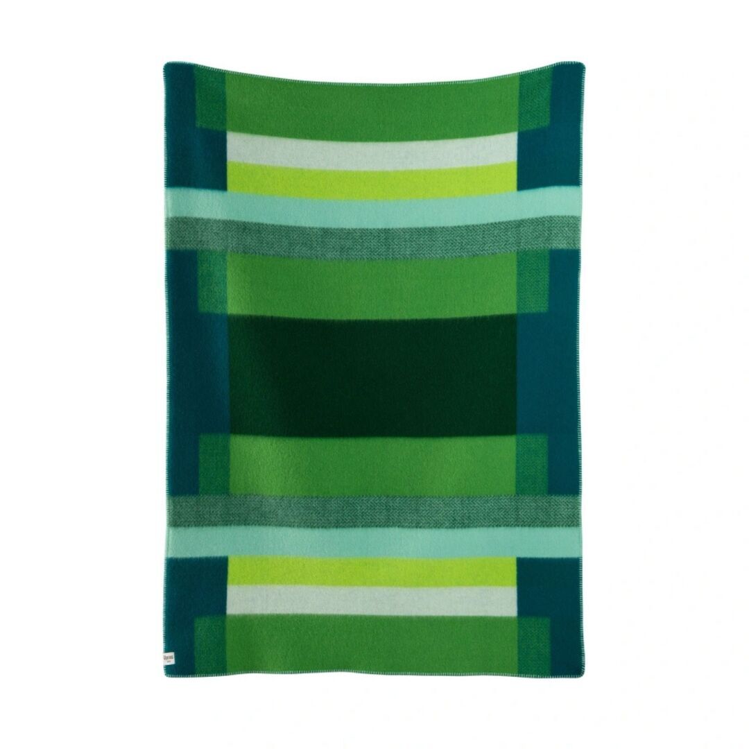 Røros Tweed Lammwolldecke Mikkel 135 x 200 cm von Røros Tweed Grün