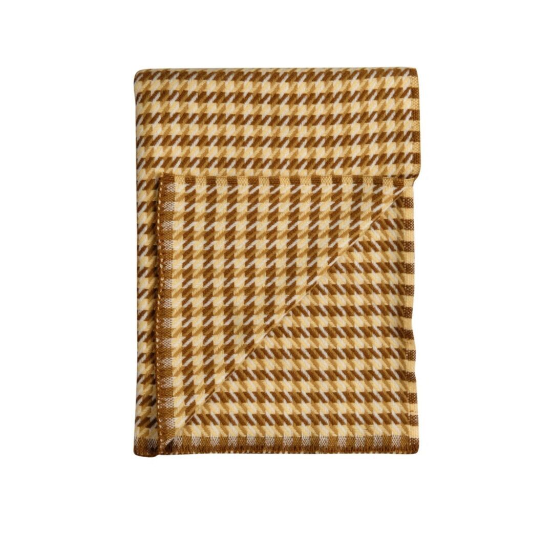 Røros Tweed Lammwolldecke Mimi 150 x 200 cm von Røros Tweed Pale Lemon
