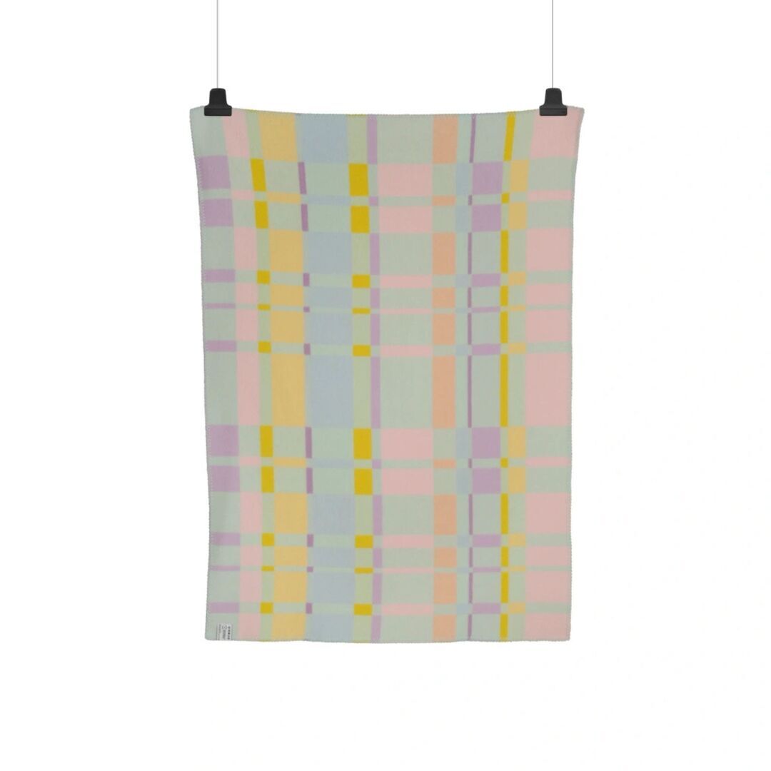 Røros Tweed Baby Lammwolldecke City 67 x 100 cm von Røros Tweed Pastel