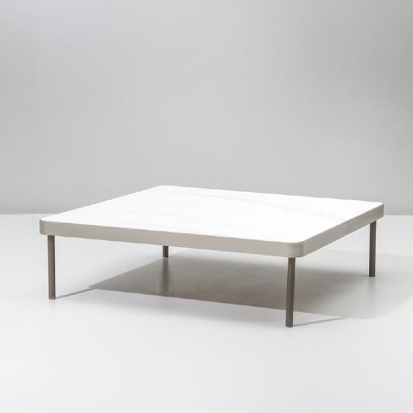 Kettal BOMA Couchtisch 121 x 121 cm