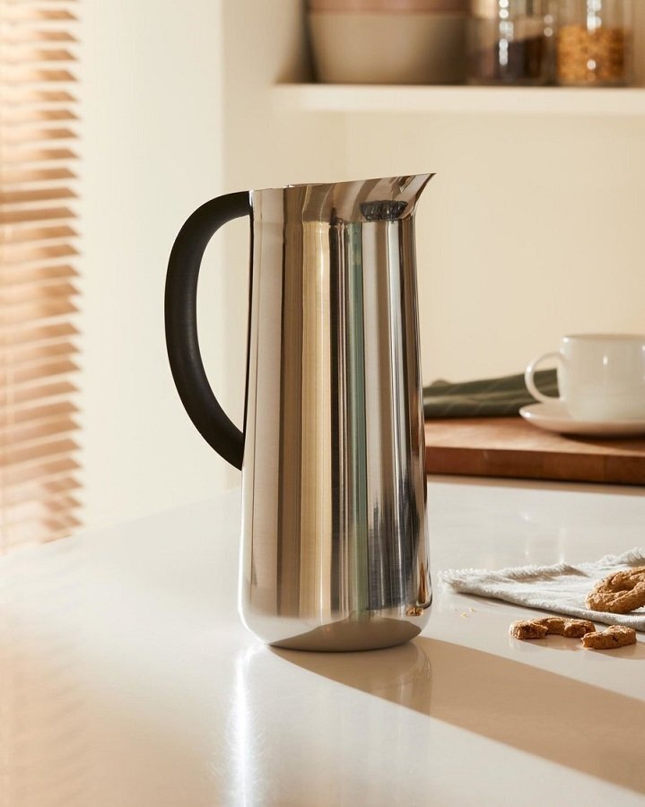 Alessi Thermoisolierter Krug Nomu