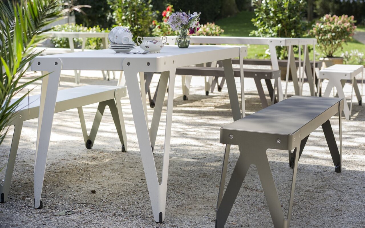 Functionals Lloyd Table Outdoor