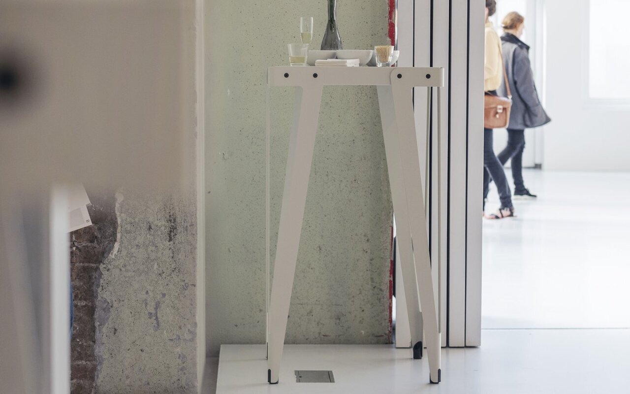 Functionals Lloyd High Table