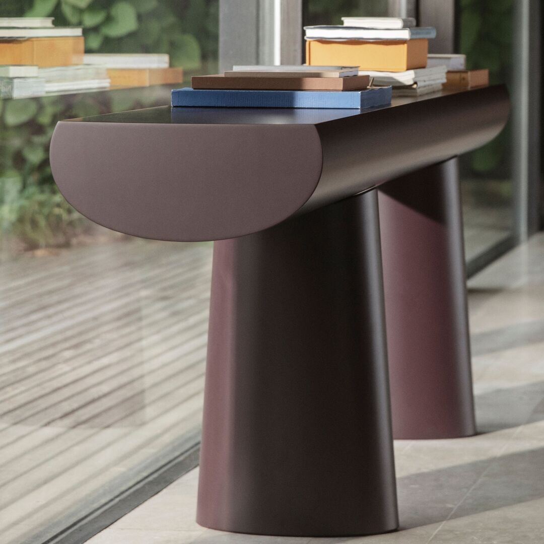 Karakter Tisch Console von Karakter Apricot