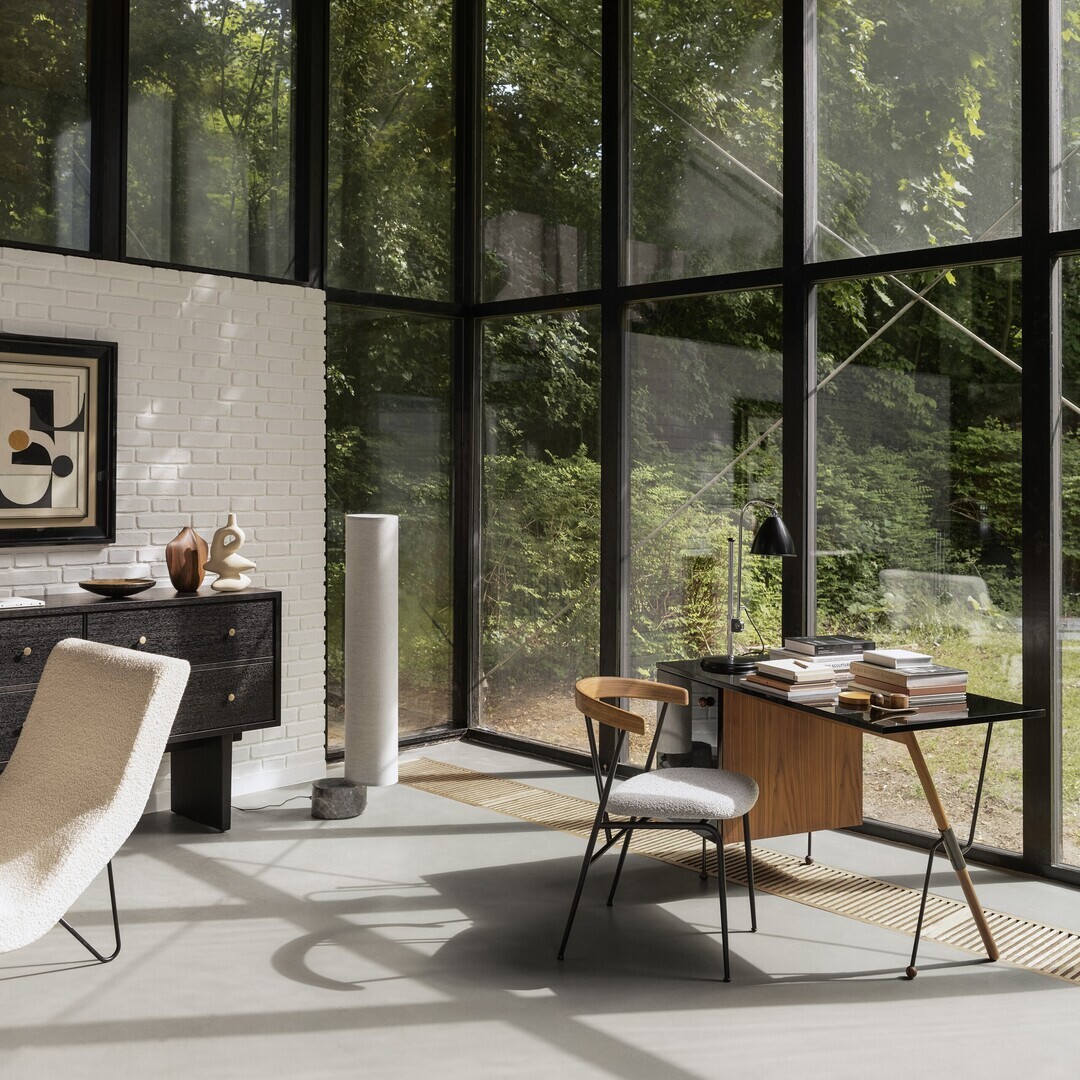 Gubi Gubi Violin Dining Chair