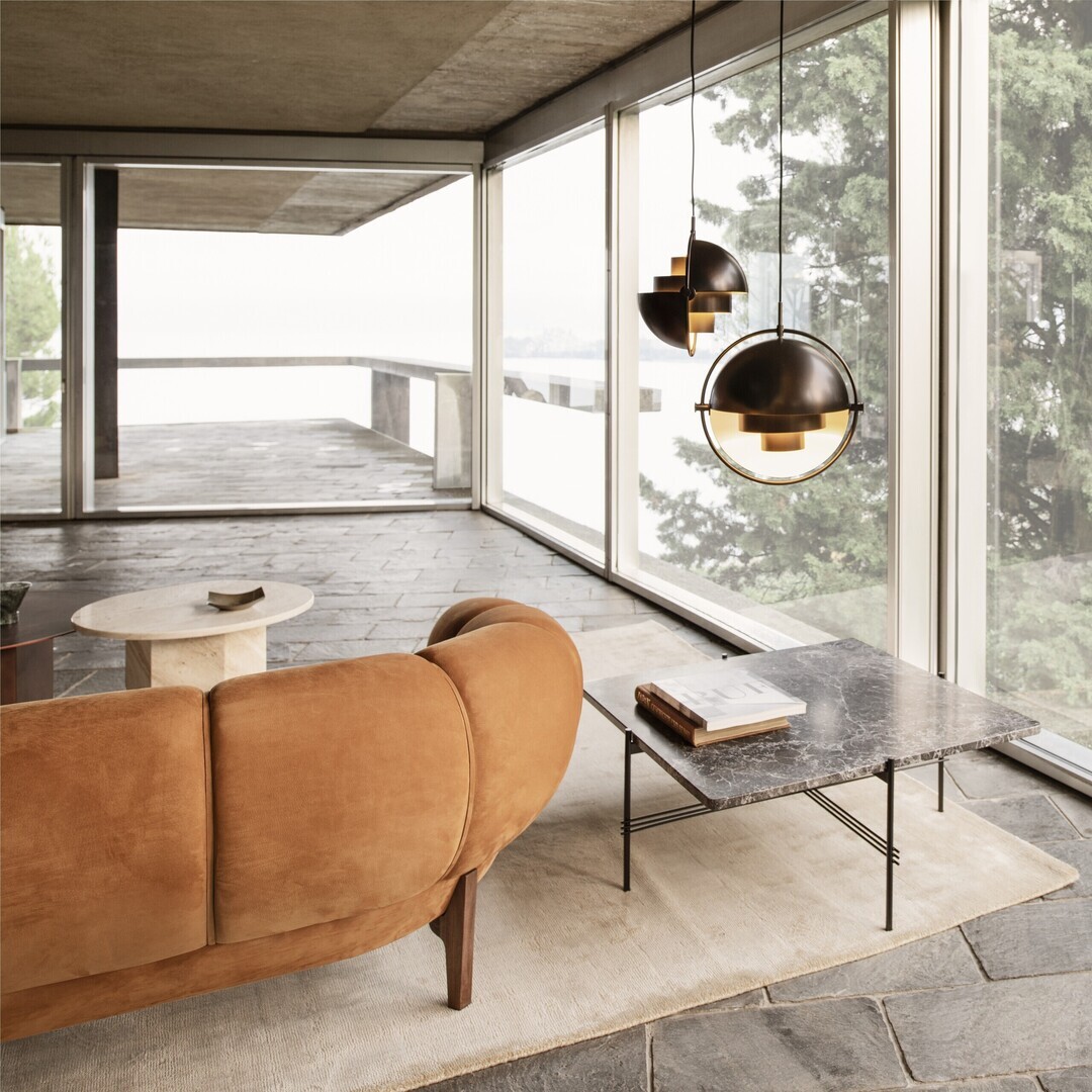 Gubi Gubi Croissant 3-Sitzer Sofa