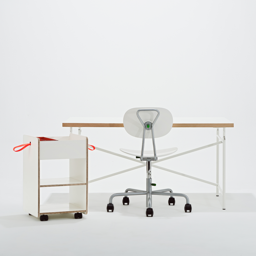 Richard_Lampert_Kinderschreibtisch_mit_Schreibtischstuhl_und_Container_Weiss