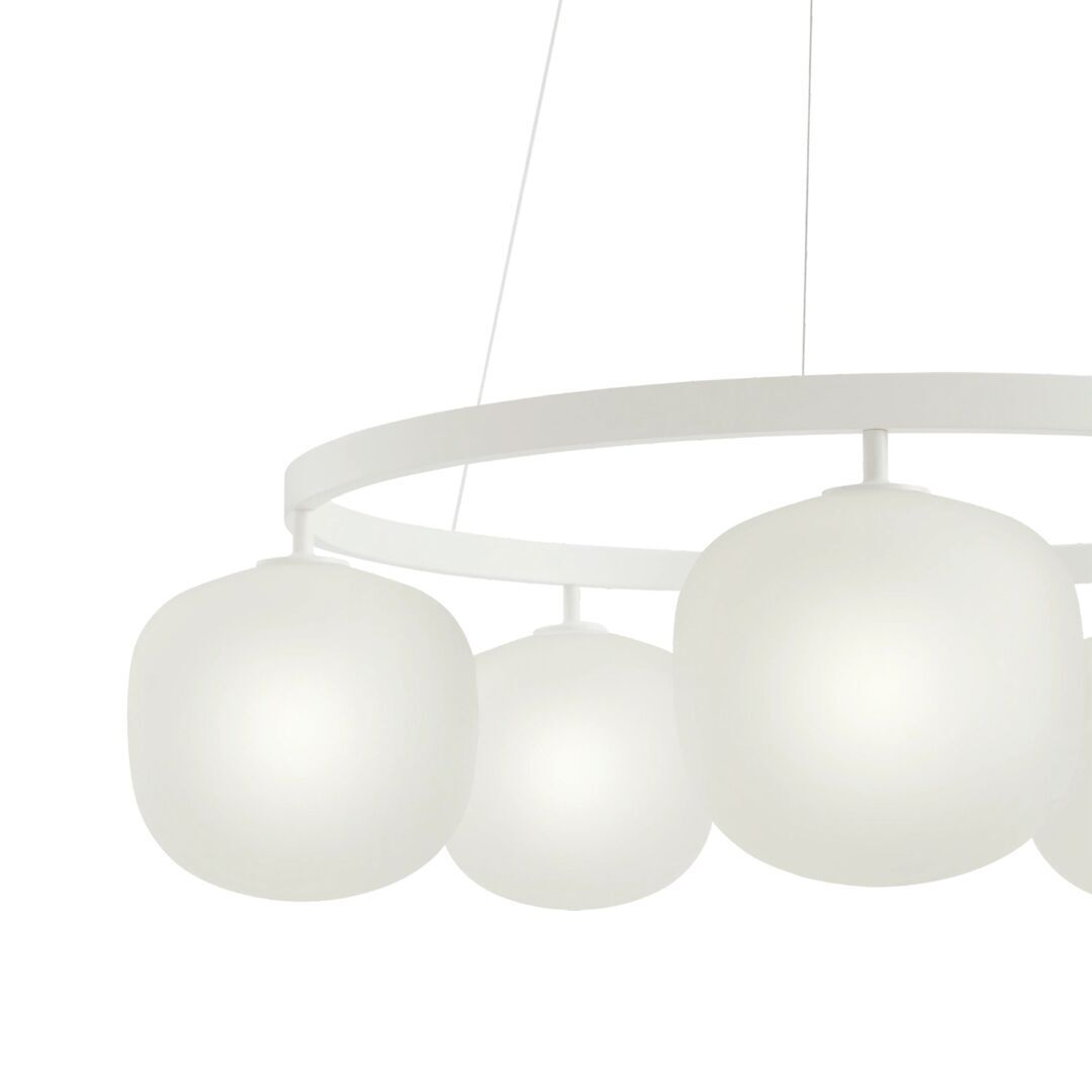 Muuto Kronleuchter Rime von Muuto White