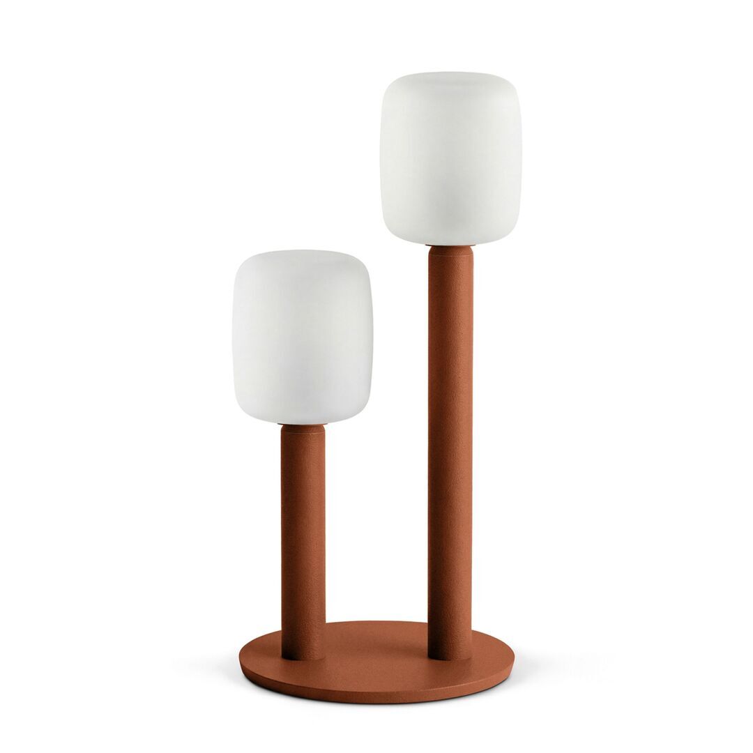 Karakter x Cassina Cassina Samambu Tischleuchte Brick