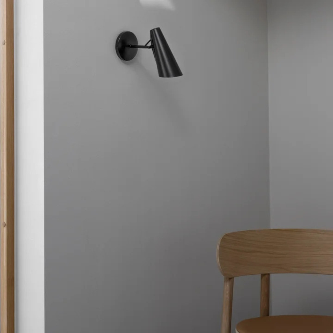 Northern Birdy Wall Short