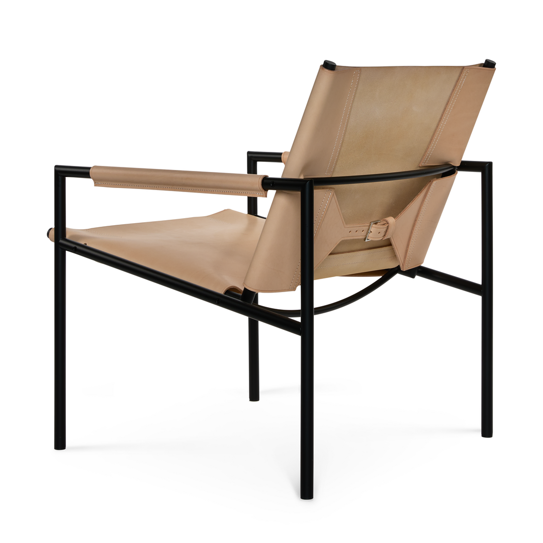 Pastoe SZ02 Armchair Sattelleder Natur, Schwarz (RAL 9005)