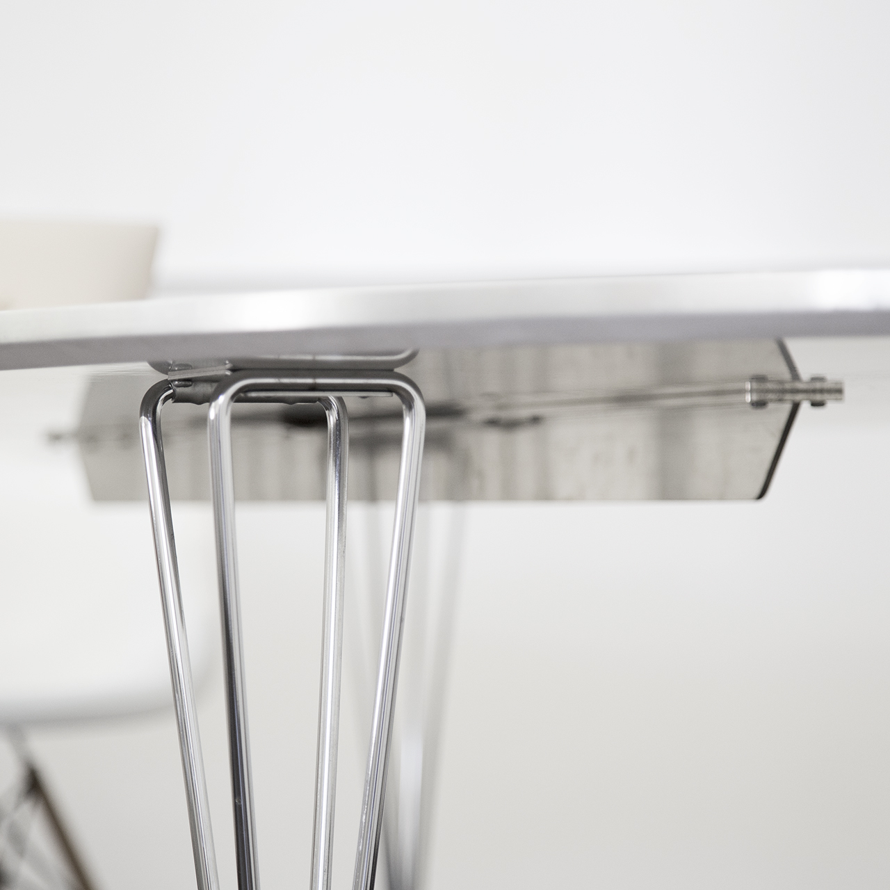 Ellipsentisch Weiss Fritz Hansen