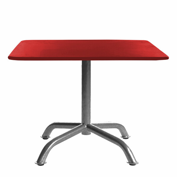 Quadratischer Clubtisch Bättig