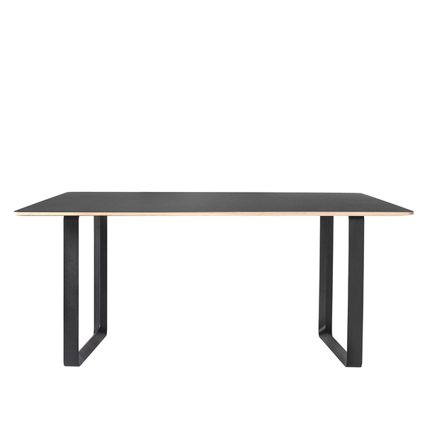 70/70 Table