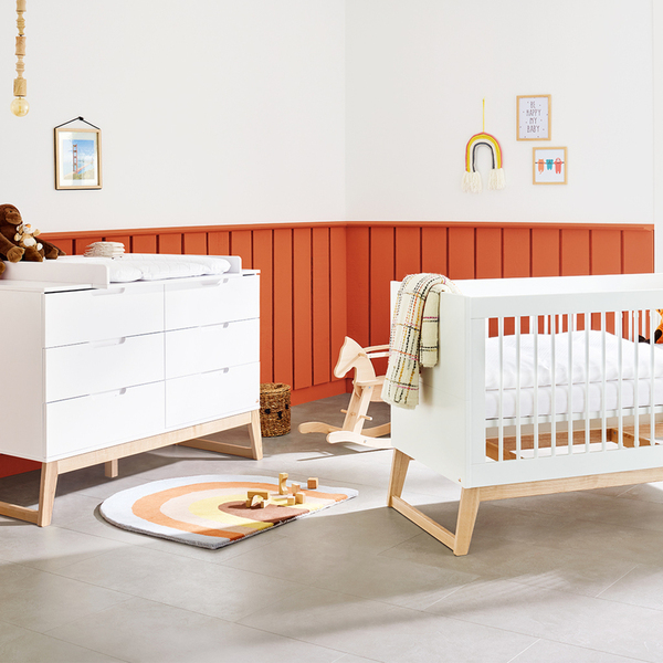 Wide Bridge 2-piece nursery set from Pinolino