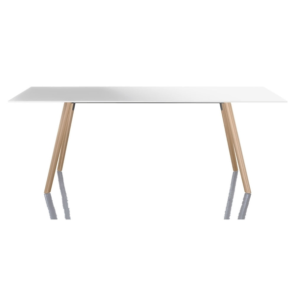 Table Pilo