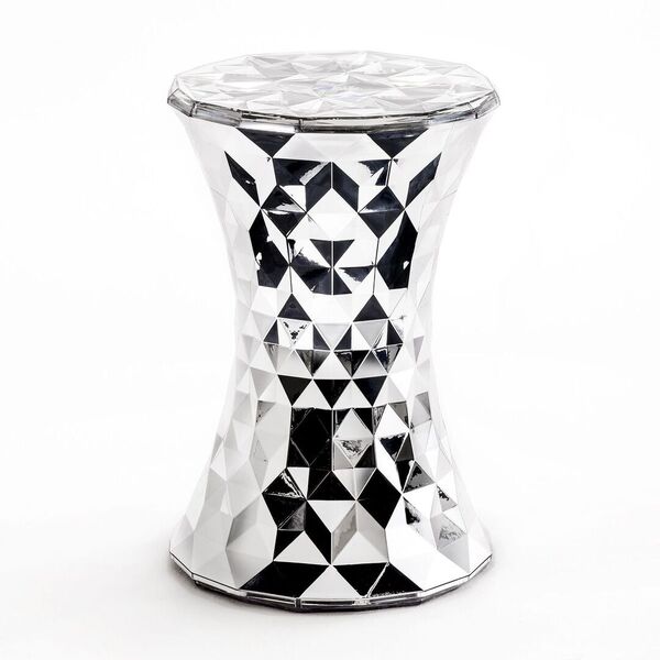 Stone Metallic Hocker