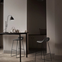 Tischlampe Bestlite mit Chromgestell von Gubi