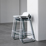 Barhocker Form mit Stahlgestell