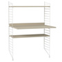1.15 m hohes Regal 'String' mit Arbeitstisch String Furniture