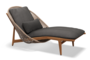 Gloster Bora LOUNGER - Loungeliege-Natural Teak / Sorrel Wicker-Blend Coal