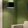 Flos Stehleuchte Ray F2 von Flos  Hellrosa RAL 3015, Aluschirm, schwarz-1