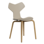 Fritz Hansen Grand Prix™ 4130 - Stuhl - Gebeizte Eiche - Hellbeige (130/135)