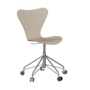 Fritz Hansen Series 7™ 3117 - Lack - Drehstuhl-Light Beige (130/135)-Chrome-Brushed metal / Polished Aluminium