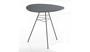 Arper, Arper Leaf dreieckig H74 Gartentisch 